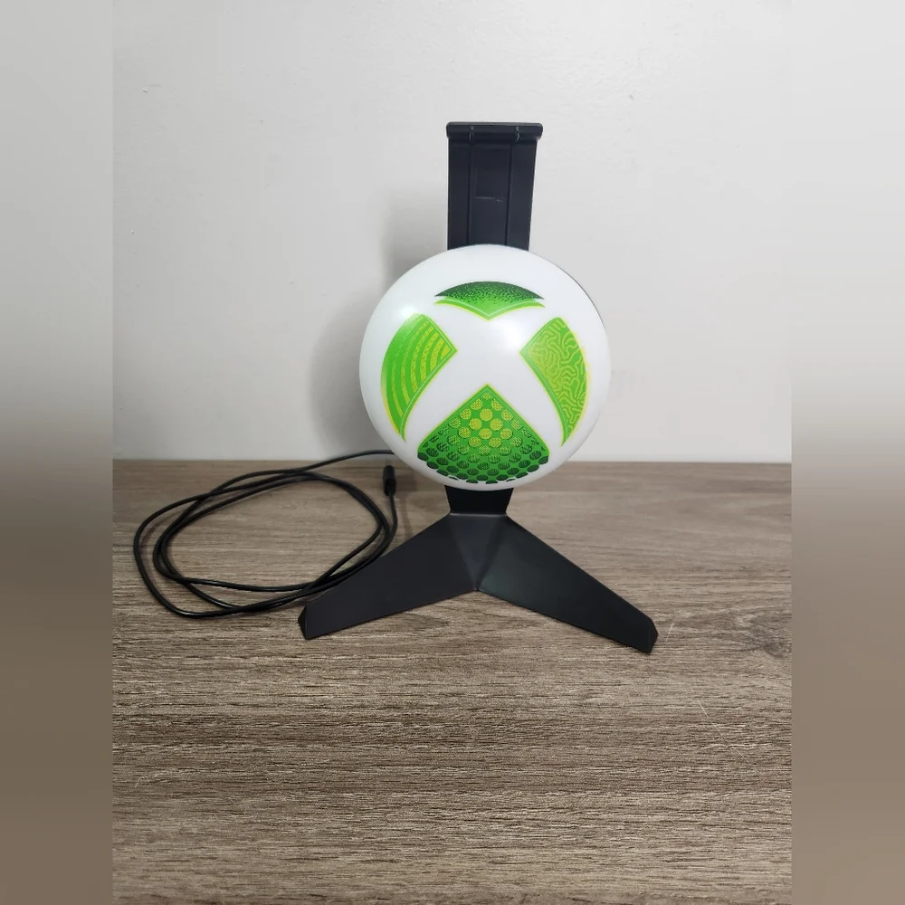 XBOX Light Up Headphone Stand